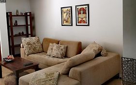 Shiny Thumb Apartment