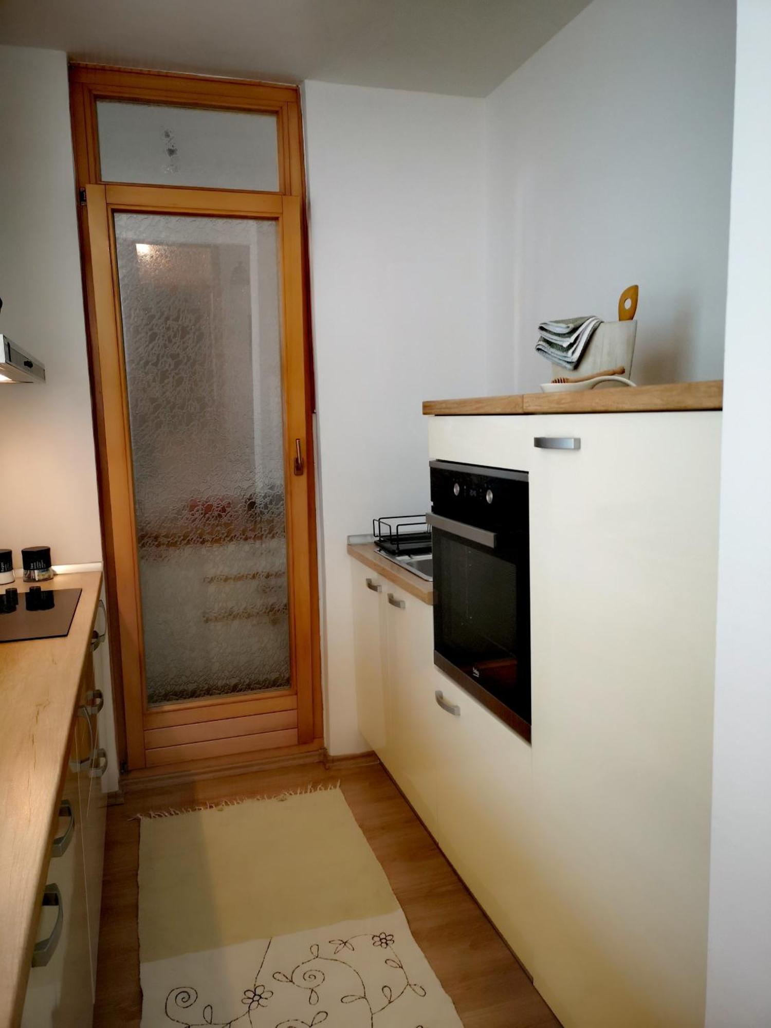 Shiny Thumb Apartment Bihać Esterno foto